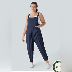 NWOT Halara dark blue overall romper-size XL. Cinched at the ankle